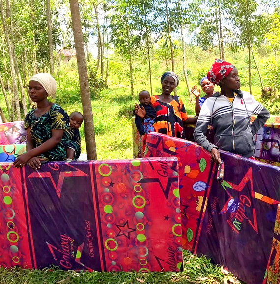 Language exchange school for Burundian refugees